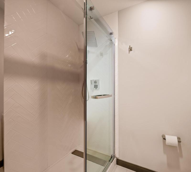 B&B HOTEL Jacksonville Airport - Newly Renovated! - image 22