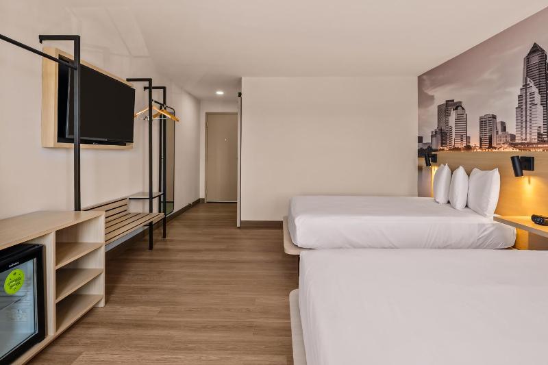 B&B HOTEL Jacksonville Airport - Newly Renovated! - image 8