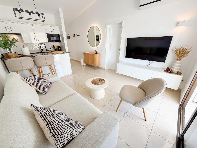 Coastal Modern Apartment Los Cristianos - Heated Pool AC Big Terrace - image 14