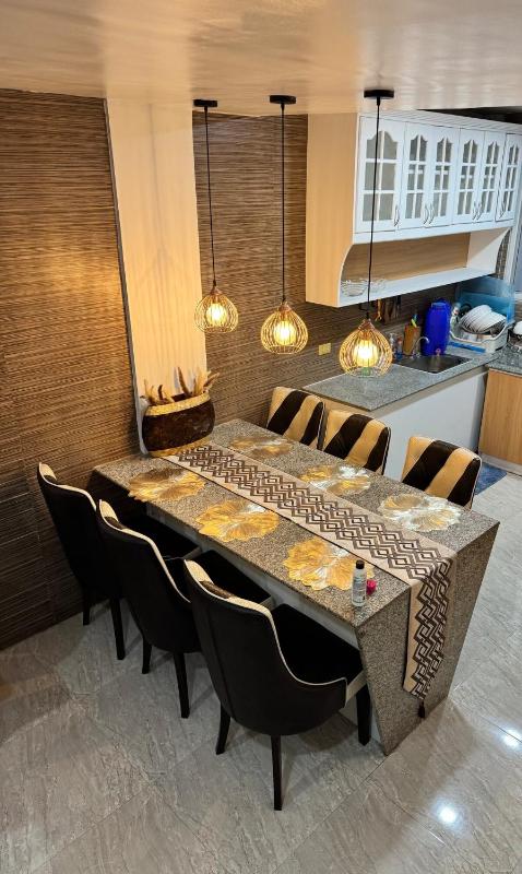 3BR Near airport Condo with Work stations - image 13