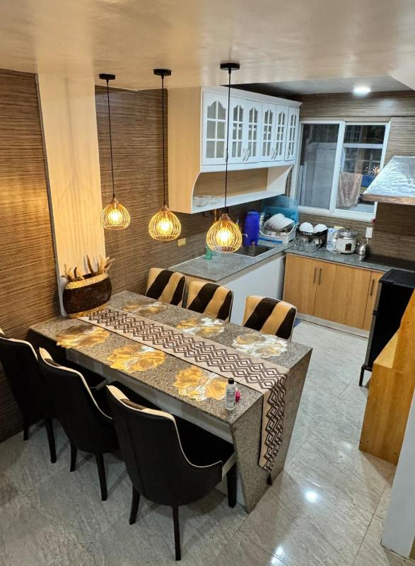 3BR Near airport Condo with Work stations - image 15