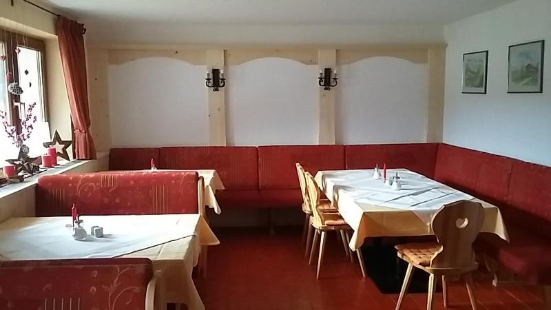 Double Room with Balcony image 3