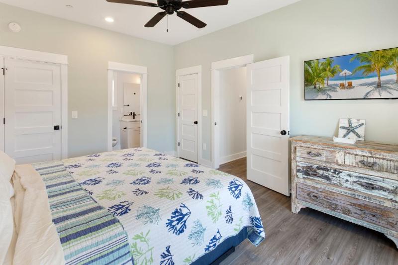 BCW33A - OBX Beach Retreat - image 25