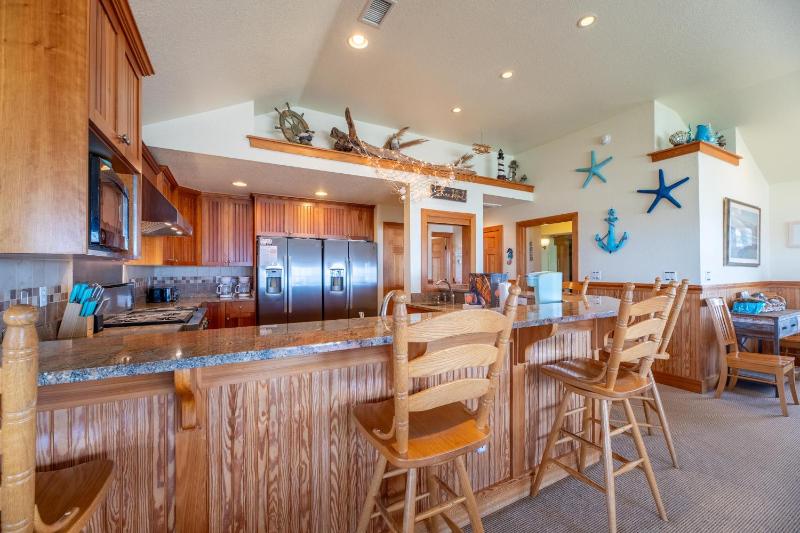 Sea Shellter - S Nags Head South Creek Acres 150 Ft to Beach Elevator Pool Hot Tub Pool Table - image 28
