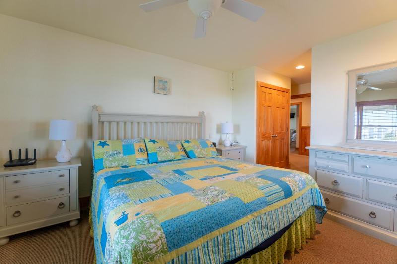 Sea Shellter - S Nags Head South Creek Acres 150 Ft to Beach Elevator Pool Hot Tub Pool Table - image 40