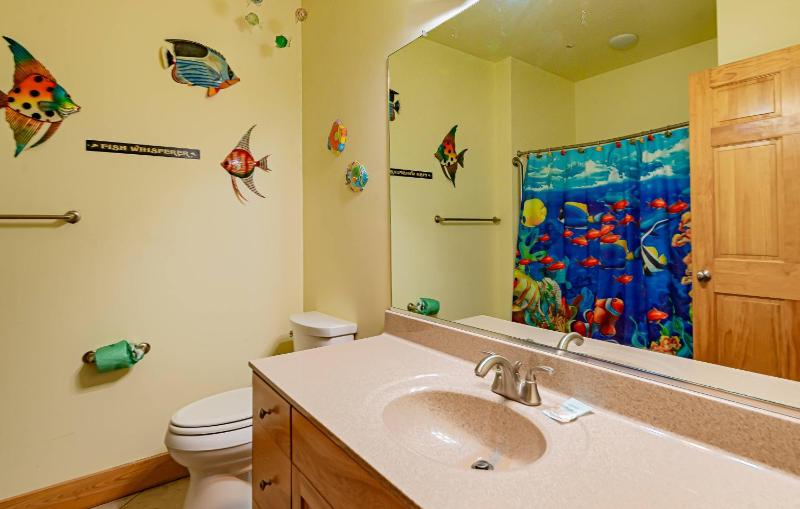 Sea Shellter - S Nags Head South Creek Acres 150 Ft to Beach Elevator Pool Hot Tub Pool Table - image 47