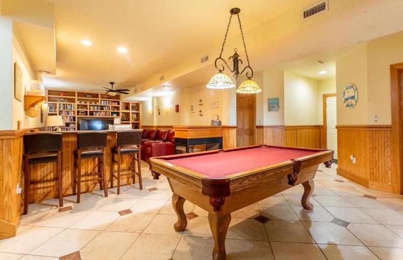 Sea Shellter - S Nags Head South Creek Acres 150 Ft to Beach Elevator Pool Hot Tub Pool Table - image 16