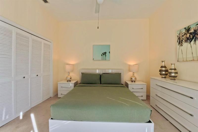 VRCC Villa Alba - waterfront villa with boat dock - image 39