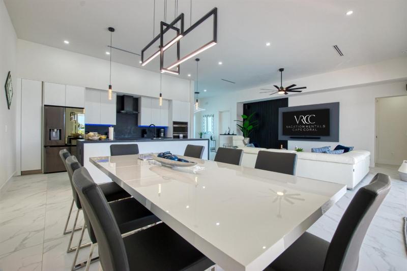 VRCC Villa Alany-Luxe Escape-Sept lastminute deal - image 31