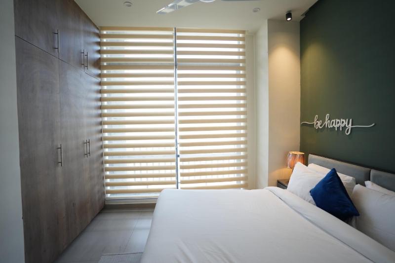 Skypark One Gulberg Greens Luxury 2 Bedroom Family Apartment - image 14