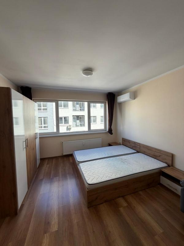 Grey Luxury Studio 2 - image 14