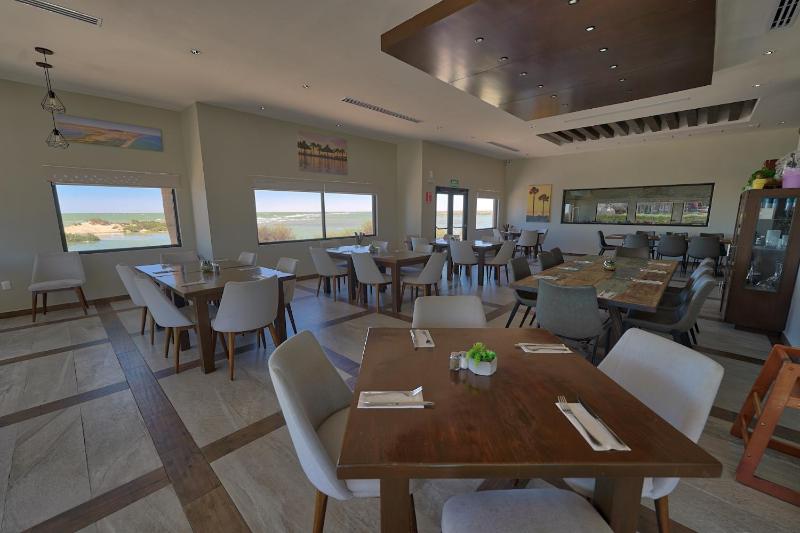 Seaside Hacienda 6 Bedrooms - image 47