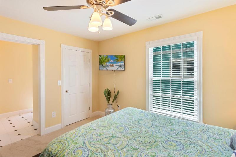 5202 - Sunflower Siesta - image 26