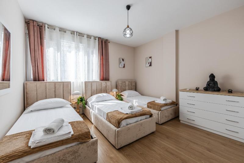 Seaview Apartments Durres - image 8