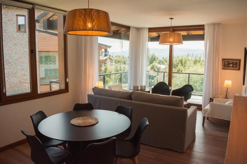 BT Homes - Vistas únicas al Lago y la Montaña Full Amenities - Melipal - image 14