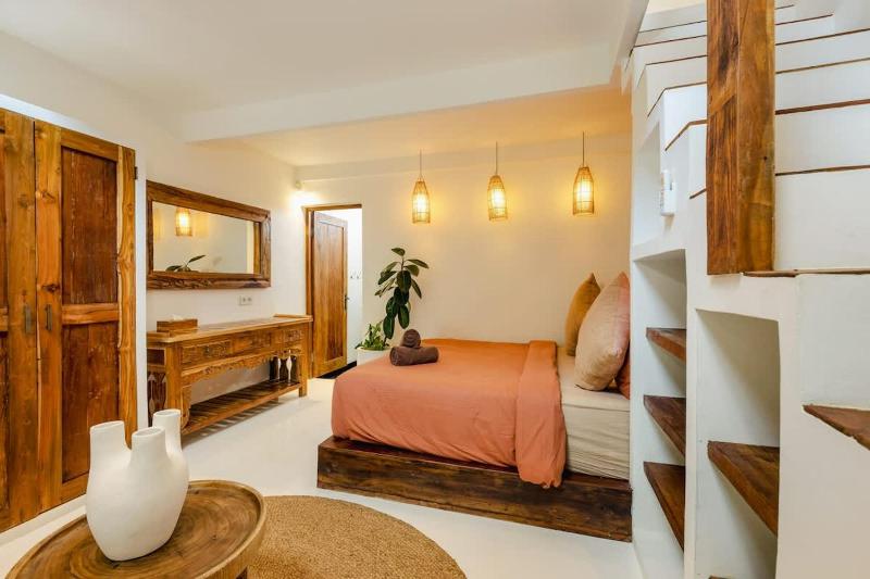 Elegant 4BR Pool Villa Families & Groups - image 39