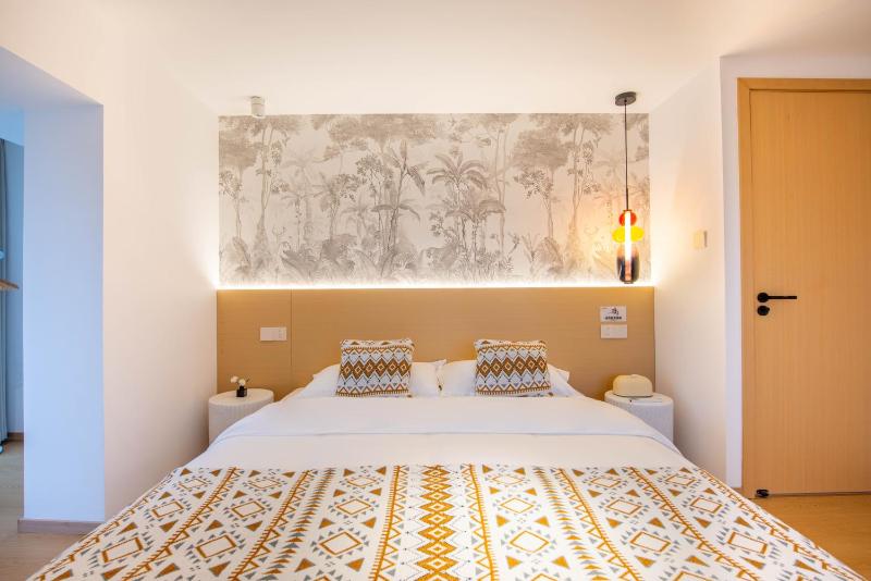 YIXI Grand Family Residence Qujiang - image 11