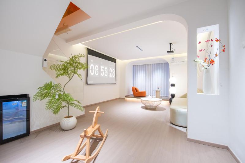 YIXI Grand Family Residence Qujiang - image 2