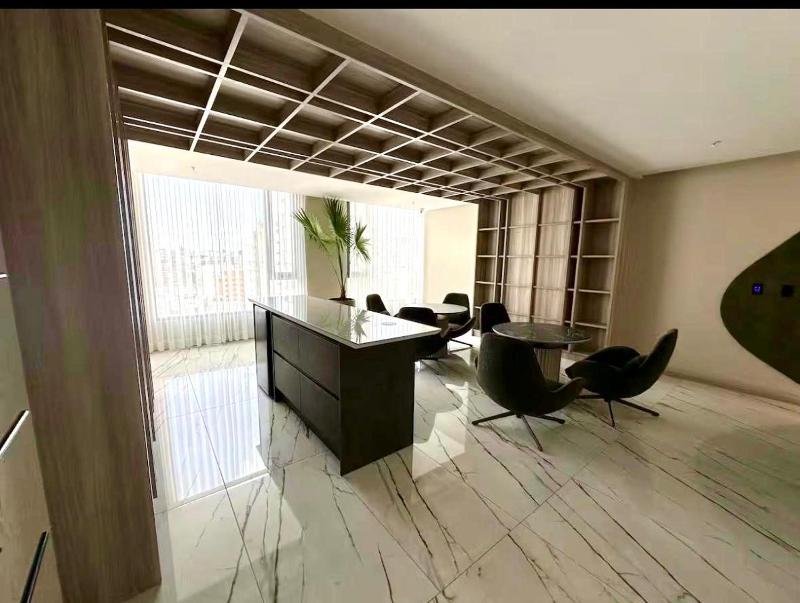 Elegant Studio Pool & Jacuzzi - image 13