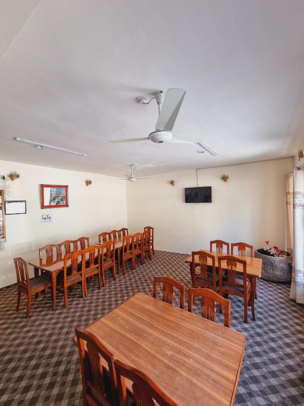 Indus Motel - image 11