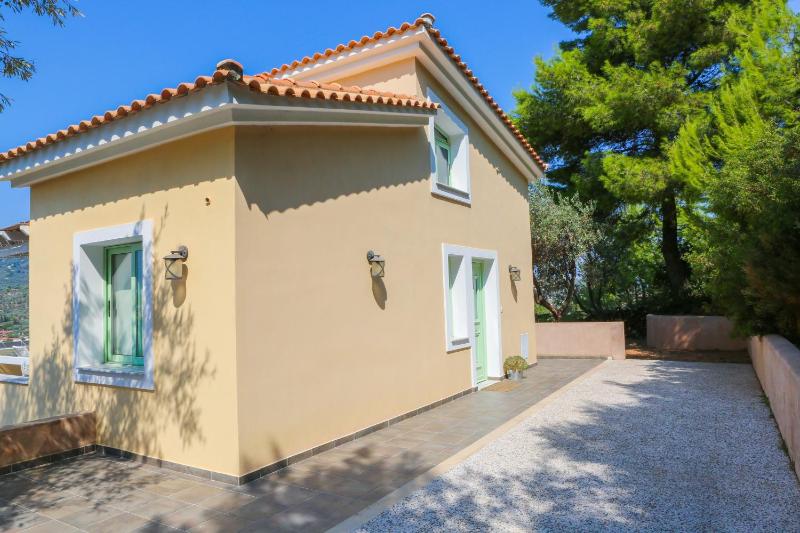 Maisonette with Sea View image 4