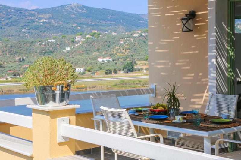 Maisonette with Sea View image 3