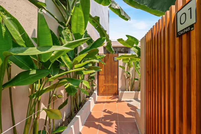 Orchids Villas Da Nang - image 8