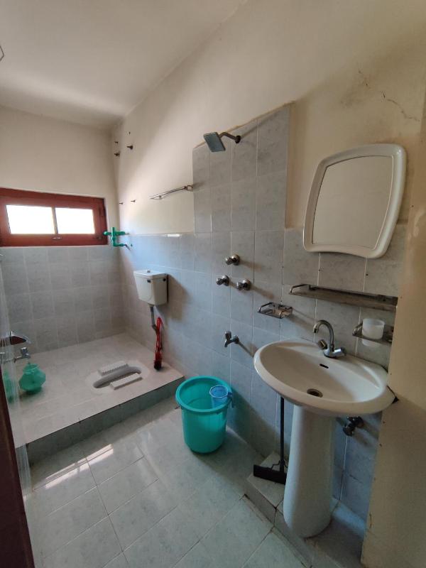 Indus Motel - image 9