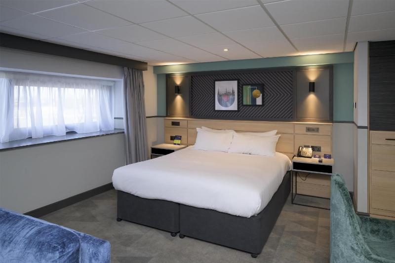 DoubleTree by Hilton Coventry Building Society Arena - image 37