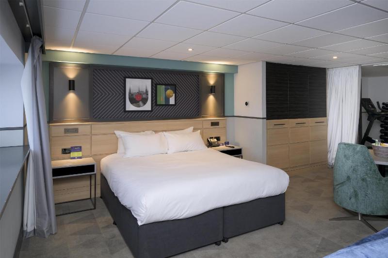 DoubleTree by Hilton Coventry Building Society Arena - image 44