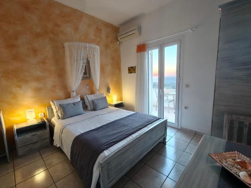 Kiklamino Sunset Suites - image 35