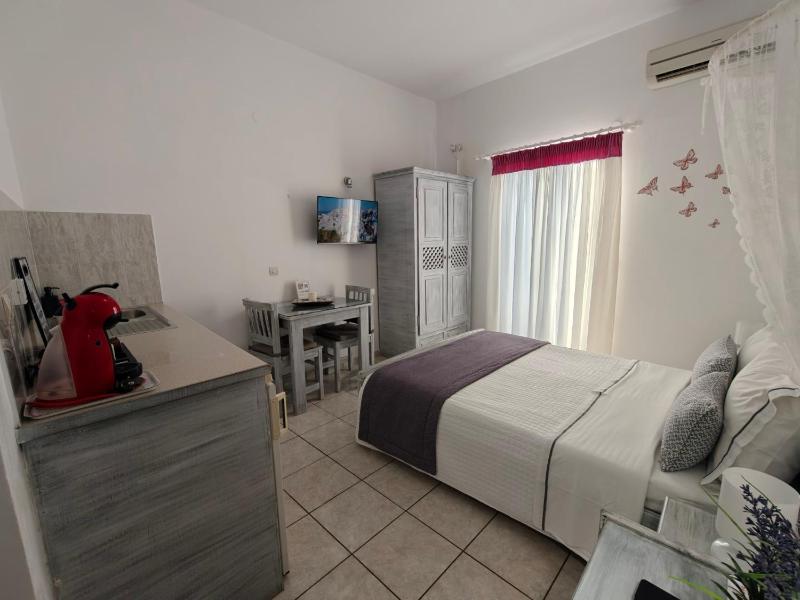 Kiklamino Sunset Suites - image 46