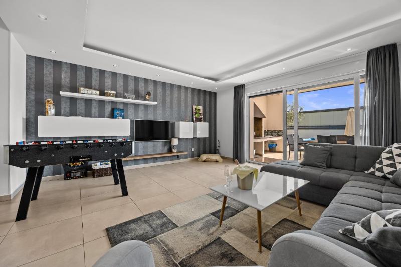 Villa Una in Pula with heated pool and whirlpool - image 38