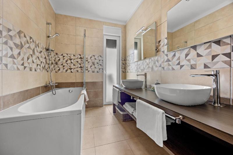 Villa Una in Pula with heated pool and whirlpool - image 30