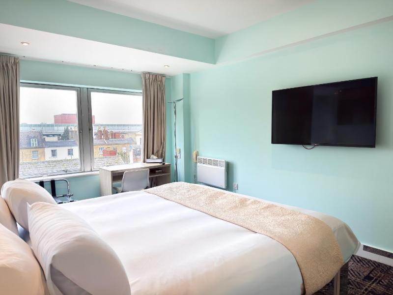 Citrus Hotel Cheltenham by Compass Hospitality - image 41