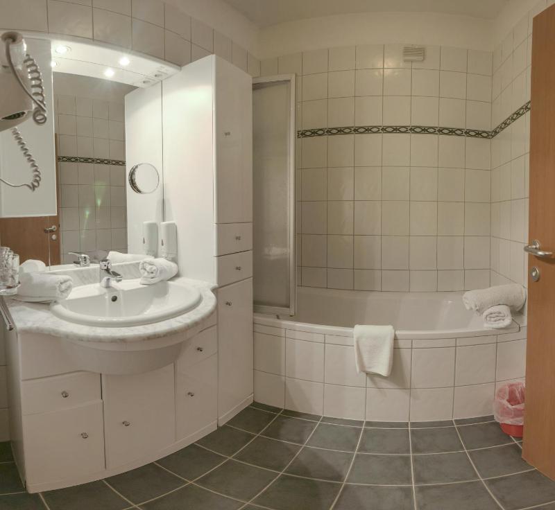 Standard Apartment image 3