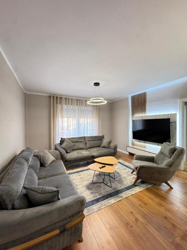Radovani Luxury Apartment - image 2