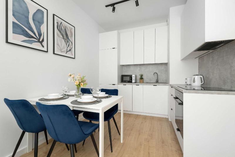Nowoczesny Apartament z Balkonem i Parkingiem w Garażu Podziemnym blisko Spodka by Noclegi Renters - image 20