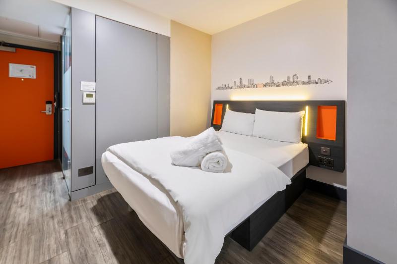 easyHotel Leeds - image 40