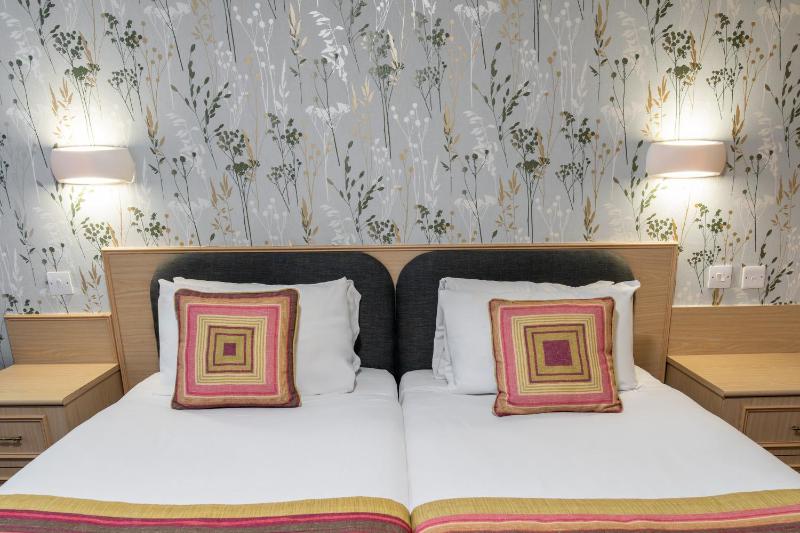 Heathlands Hotel - image 24