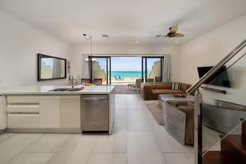 EXCLUSIVE Modern Apartment in Nasáu Bahamas - image 9