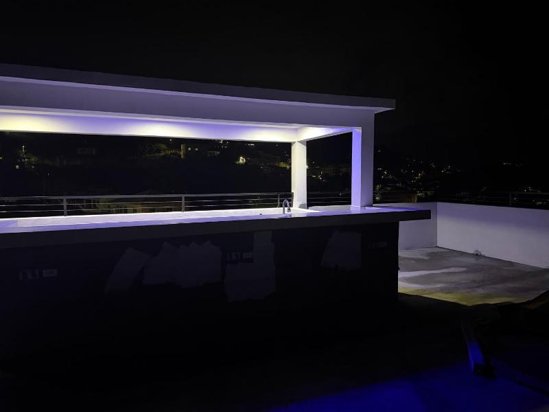 House of Connection - image 5