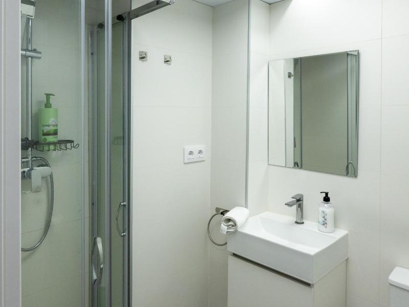 Apartamento a 100 metros Playa San Antonio Cullera 1-8 personas - image 37