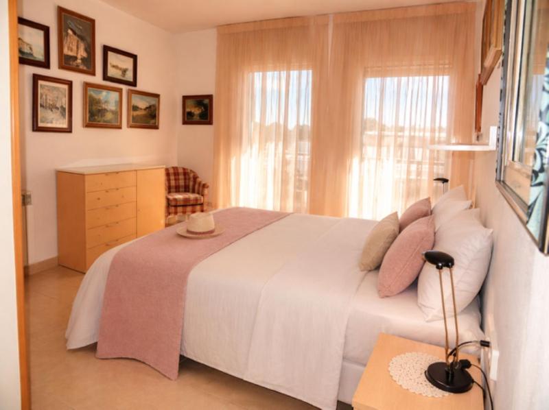Charming Sitges Apartment with Shared Pool City Views - image 8