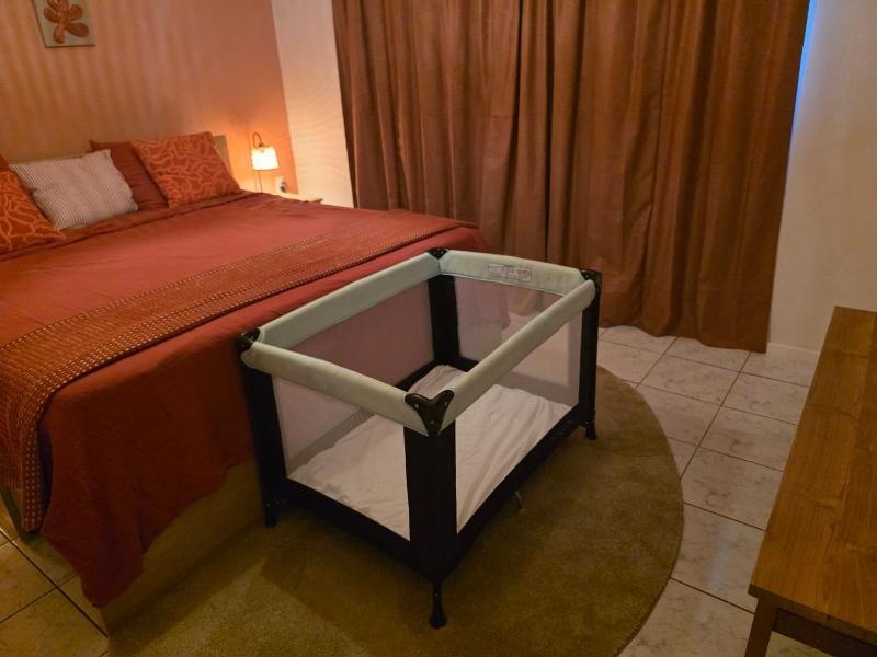 Modern Apartment Huge Pool Near Mambo Beach Free Parking - image 27