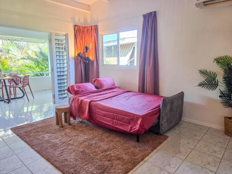 Modern Apartment Huge Pool Near Mambo Beach Free Parking - image 10