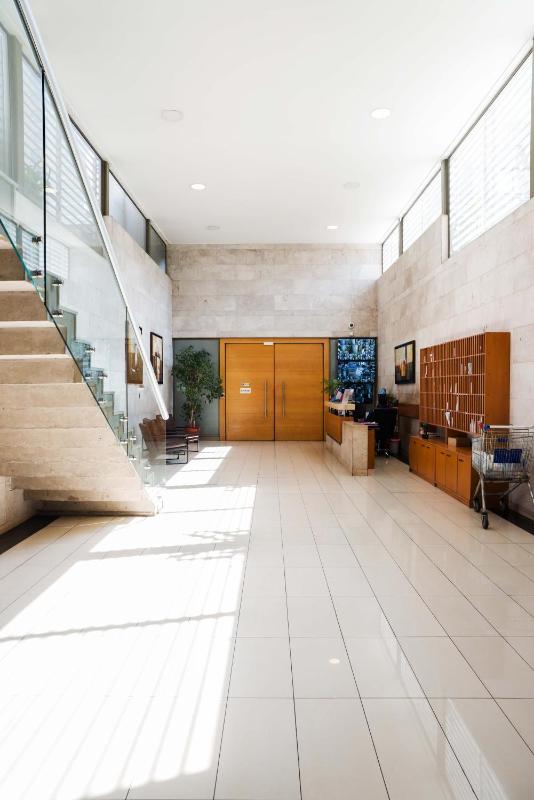 Your Adventure Begins in Las Condes 2BR2BA Apartment - image 3