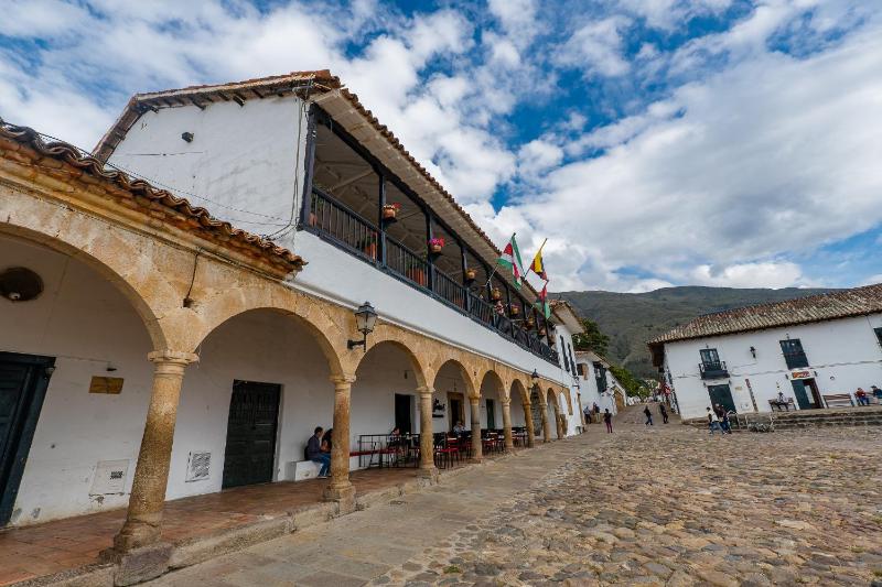 Colorida casa de 5 cuartos en Villa de Leyva - image 12