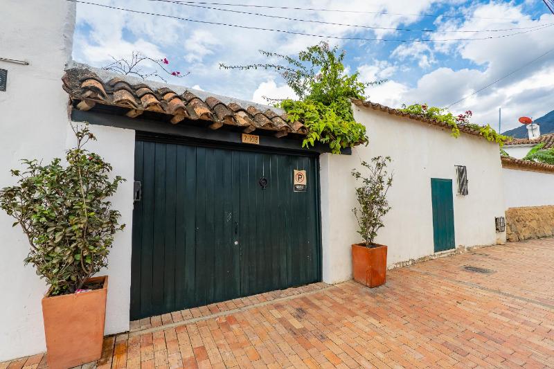 Colorida casa de 5 cuartos en Villa de Leyva - image 9