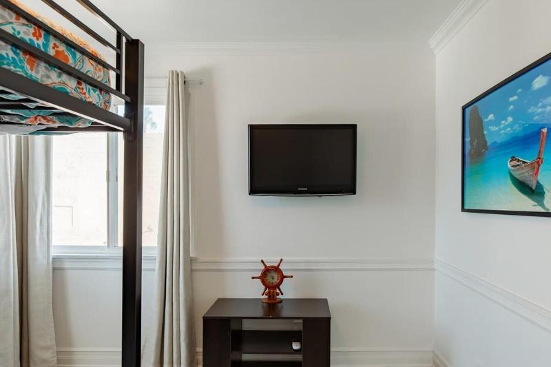 508 Clubhouse - image 7
